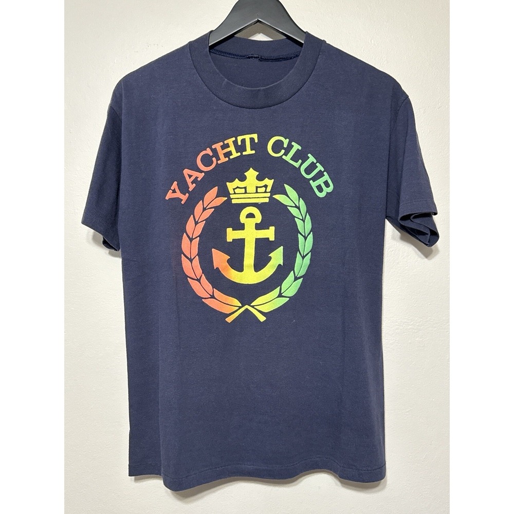 Vintage Yacht Club Rainbow Anchor Graphic Tee Navy Single Stitch M